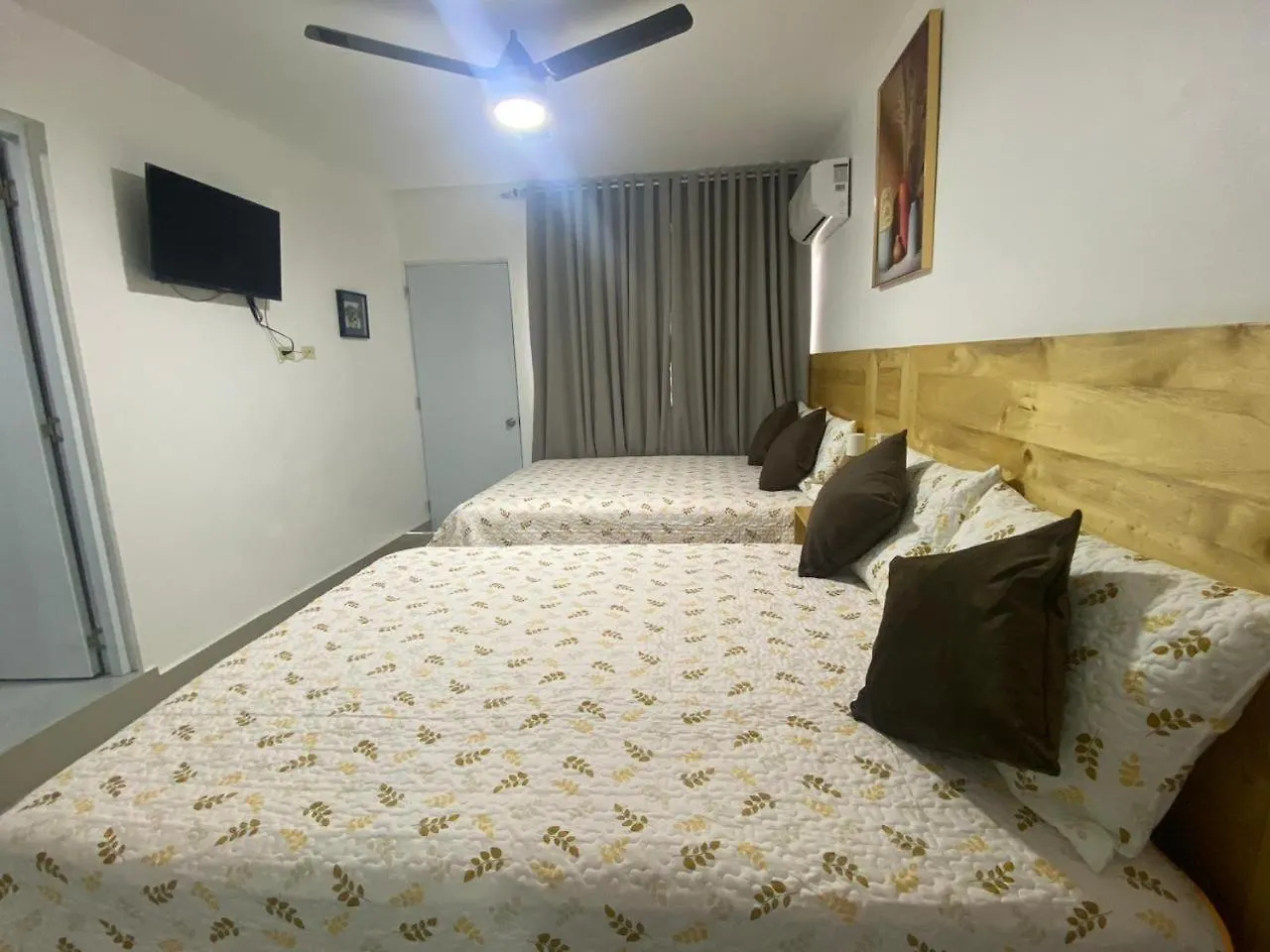 Room In Samaná Pensión